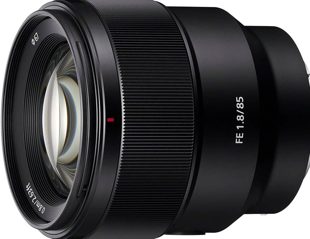 Best Travel Lens for Sony a7iii 