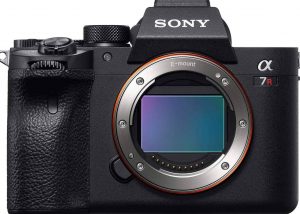 Sony α7R IV Full-frame Mirrorless Interchangeable Lens Camera 